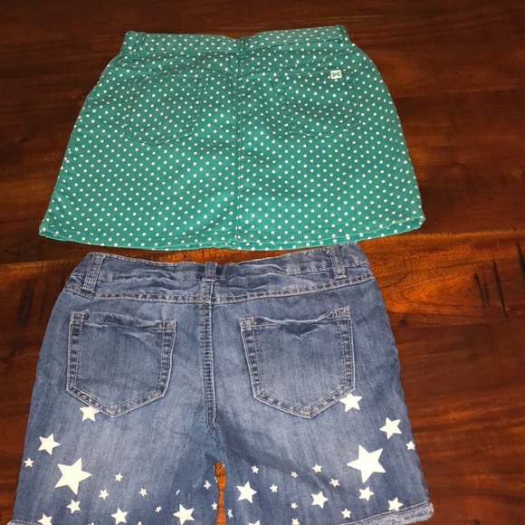 GIRLS - Picture 4 of 8